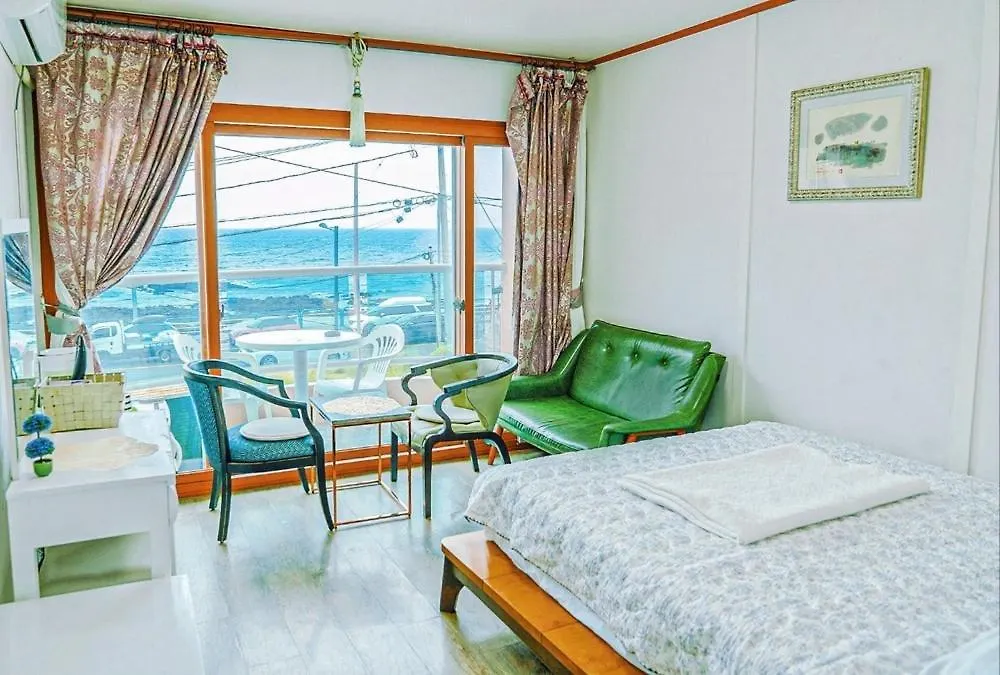Jeju Yongdam House Hotel 0*,  South Korea
