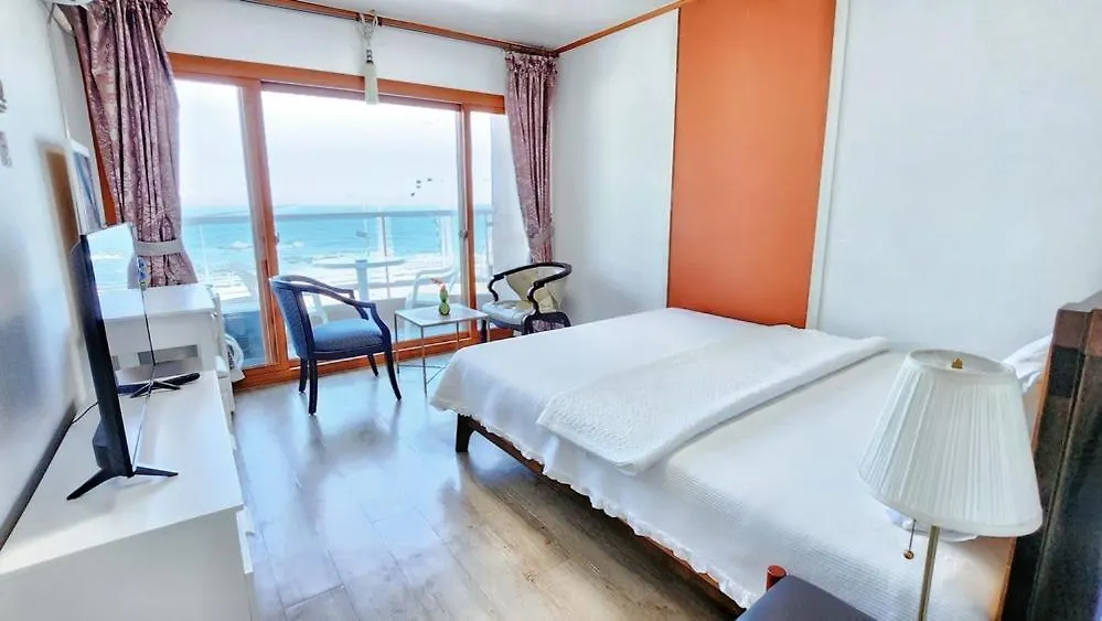 Jeju Yongdam House Hotel Guest house