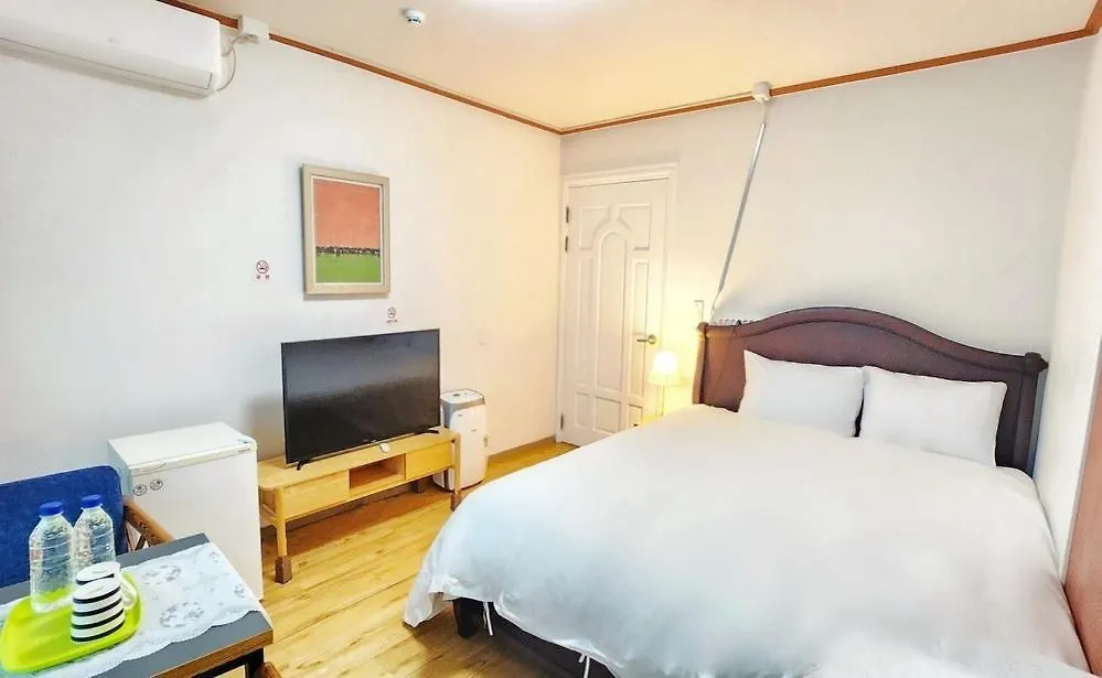 Jeju Yongdam House Otel 0*,  Güney Kore