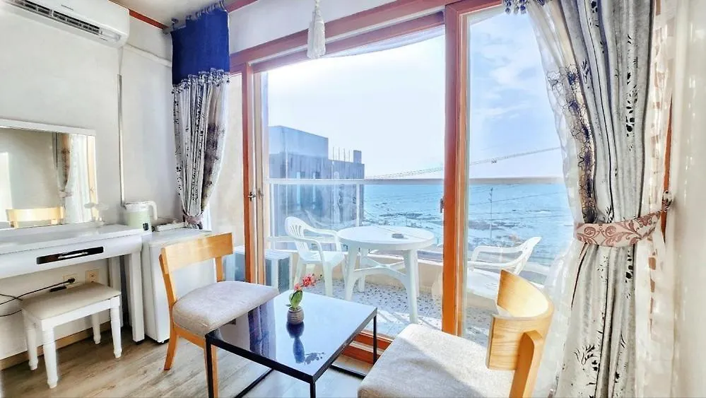 Guest house Jeju Yongdam House Hotel