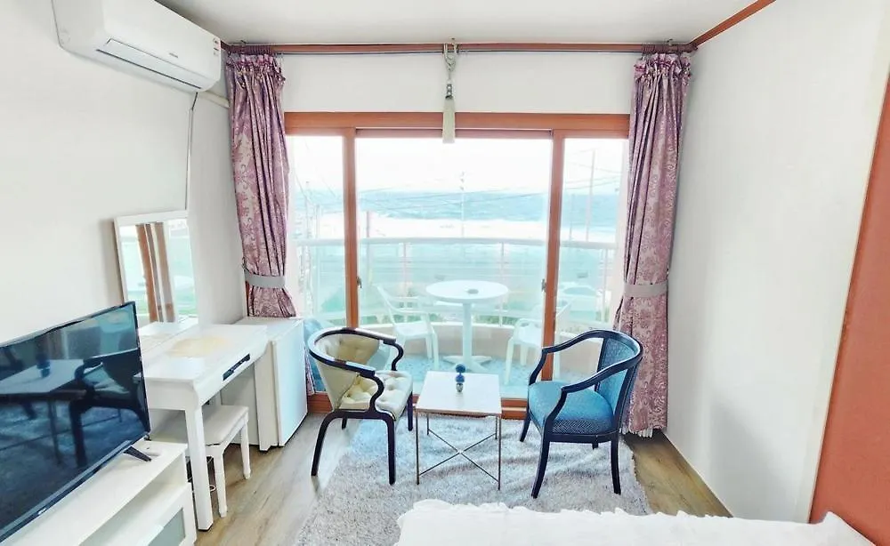 Jeju Yongdam House Hotel South Korea