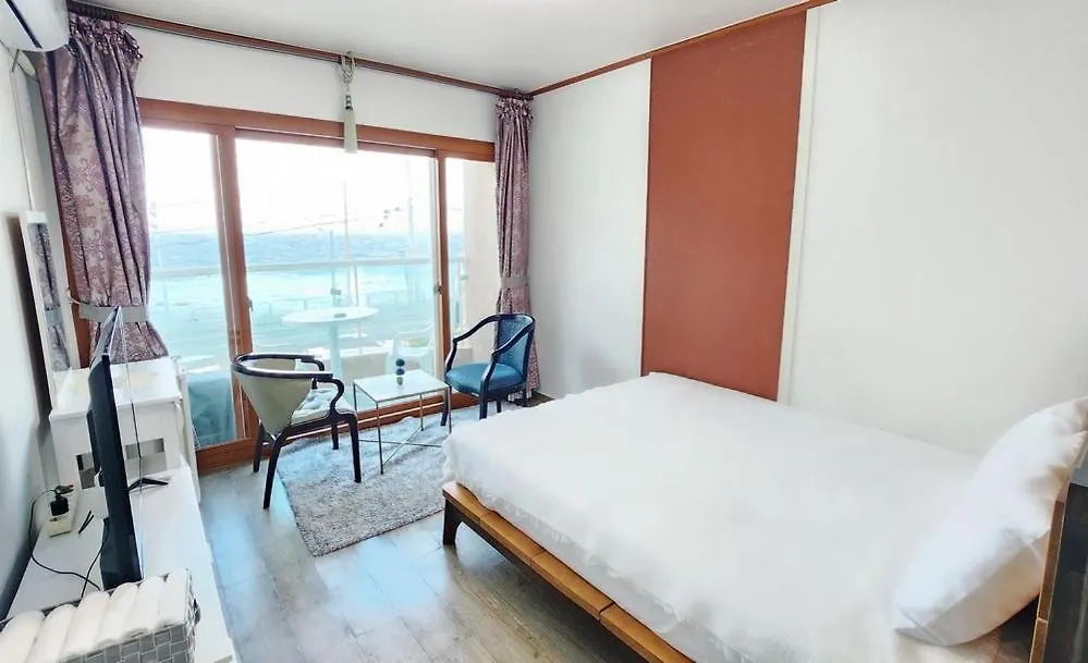 Jeju Yongdam House Otel